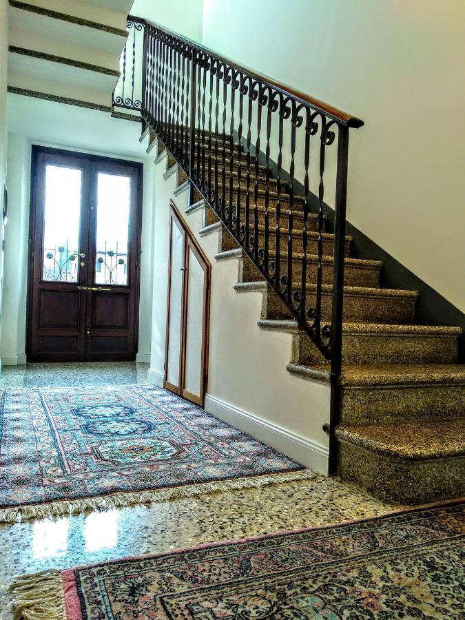 מנדלו דל לאריו Residenza Laurum מראה חיצוני תמונה