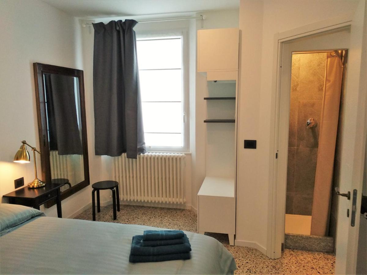מנדלו דל לאריו Residenza Laurum מראה חיצוני תמונה